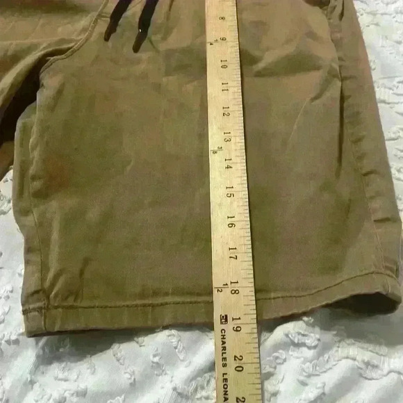 Hollister Advanced Stretch Jogger Shorts Khaki 9 Inch Inseam. Men’s Size Large - Picture 5 of 8